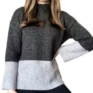 Michael Michael Kors Colorblock Sweater Womens Large Mock Neck Wide Drop Sleeves